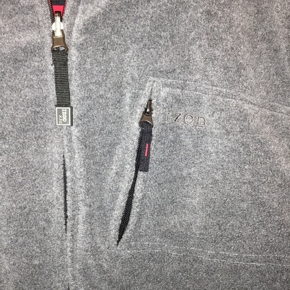 IZod perform X reversible vest - Picture 5 of 6